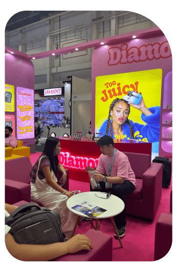 Diamond Vapes Expo Moments 5